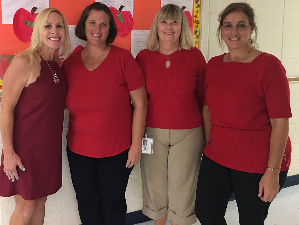 harmana16's tweet photo. We support each other! @MrsBoylanGrade2 @stansberryn
#proudNJEAteachers
#wearingredfored
#teacherssupportingteachers
#WeAreLopat https://t.co/c7md0PwTAU