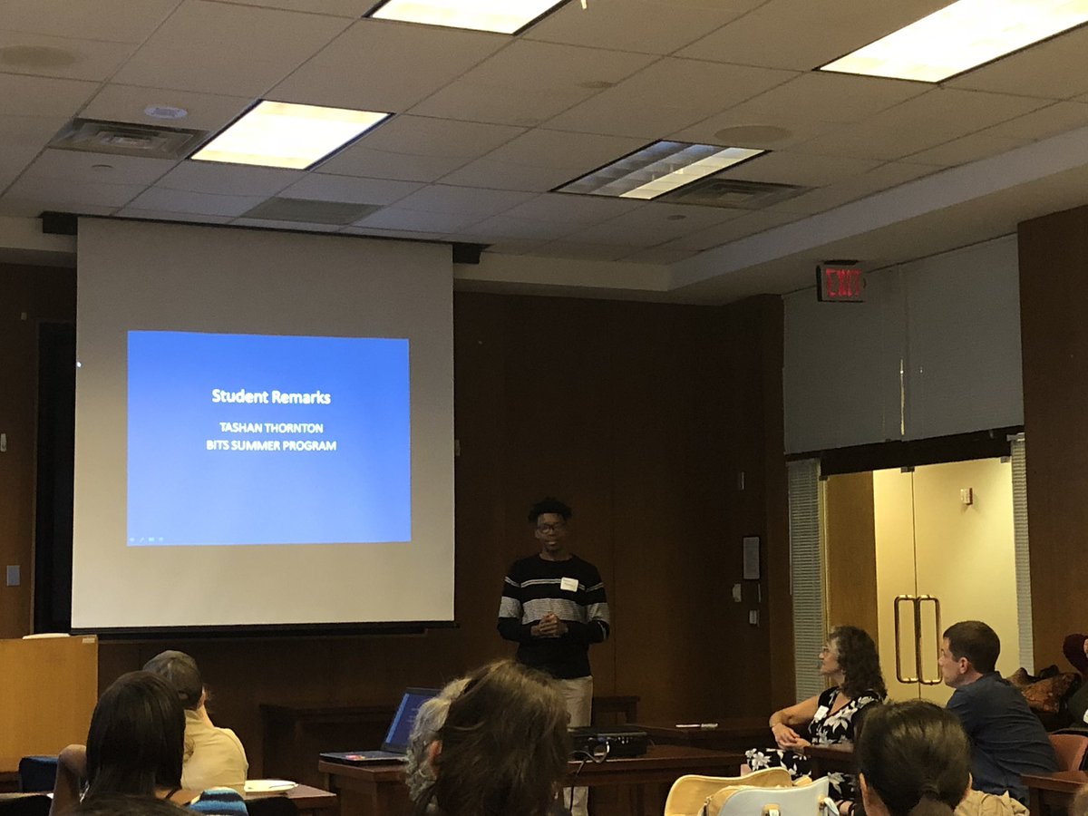 BITS 2018 intern, Tashan sharing his summer exeprience w/t <a href="/PhiladelphiaGov/">City of Philadelphia</a> workforce at <a href="/STEMcityPHL/">STEMcityPHL</a> #PhiladelphiaSTEMEcosytem #STEMeducation
