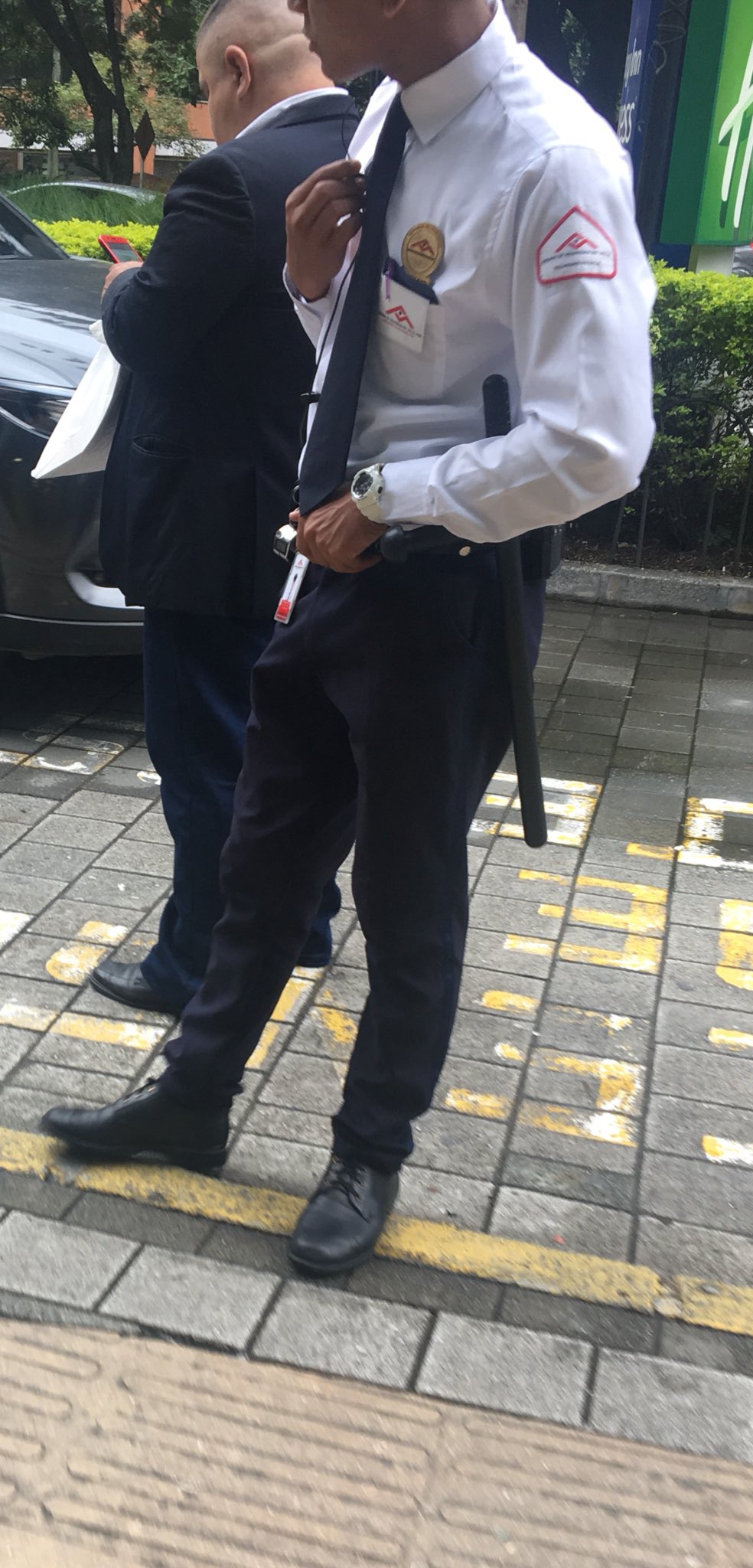 Uniformados Medellín on X: Chimba #uniformados #morbo #gay #cruising  t.cow1RmNUmqbP  X