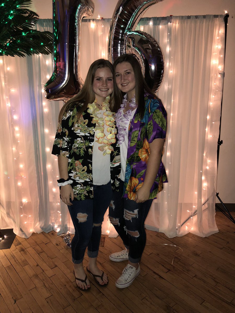 briannadepro's tweet photo. Happy 17th birthday to my bff 💙💙💙 thanks for all the crazy memories and all the laughs 💙🤪 life would be boring without you in it 😚 have the best day evaaa you deserve it 💙 ily ily !! 💙😘 #thotsquad #sexy6 #mirrorpics #bfapplications #easyacess #teatime ☕️ https://t.co/DKWjU52gqy