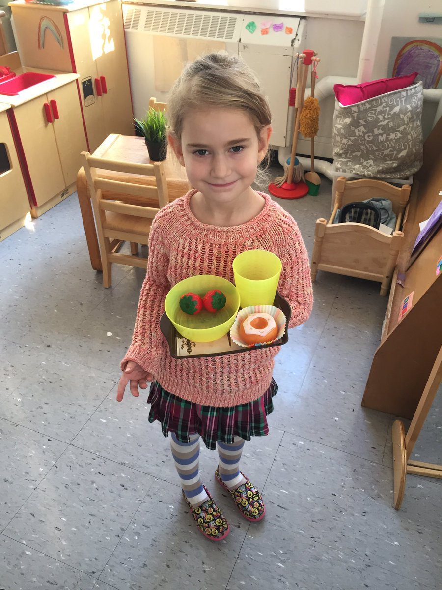 kindieroomthree's tweet photo. The cafe has a name and has been open all week—Room 3’s Sunset Cafe! Come one, come all and be our guest! #childmade #creativeminds #teamwork 🥐 🍰 ☕️🍪 https://t.co/UQWGThgGSP