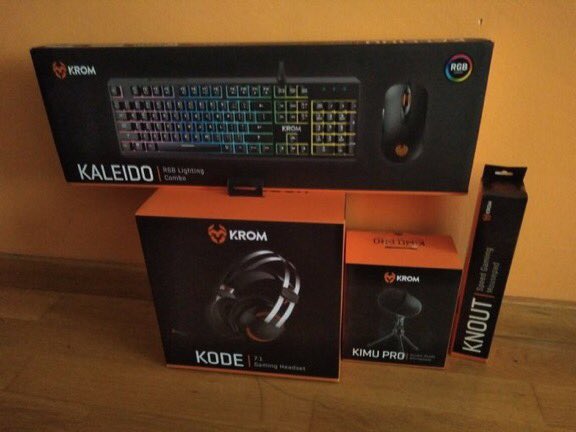 ProGamesTM's tweet photo. @Rubiu5 #SORTEO DE PACK GAMER KROM
(Envió mundial)

Participar✔

▶Haz RT🔁, Sigue a @ProGamesTM y activa Notis🔔

Termina: 24hs https://t.co/uZ9szMSCVz