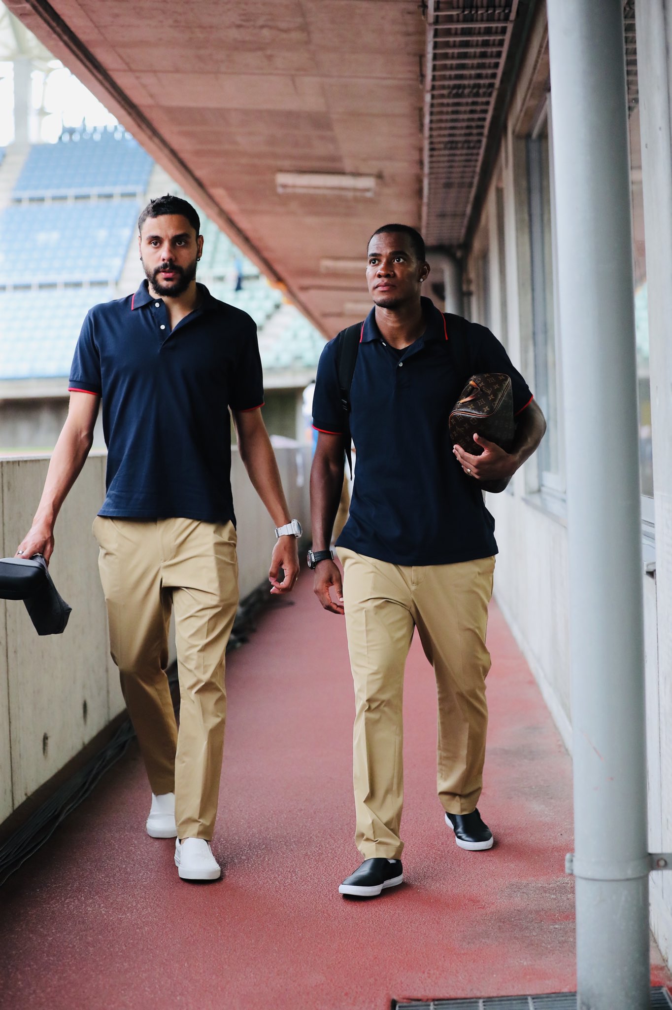 FC東京 　練習着　移動着　UMBRO　セットアップ　支給品 FC東京 移動着 FC東京 練習着 移動着 UMBRO セットアップ 支給品 UMBRO FC