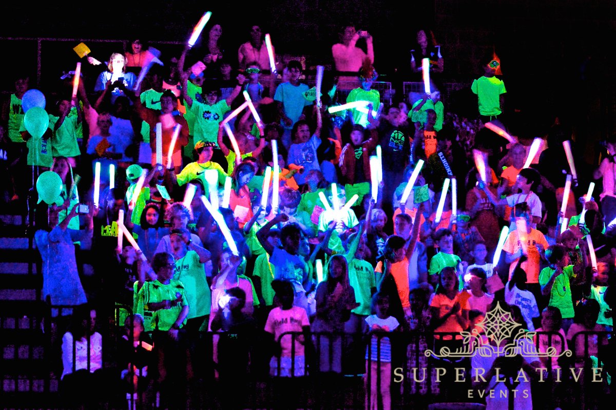 SharksSection's tweet photo. This Friday's theme is Neon/Glow in the Dark! Get out those bright colors and glow sticks and support our Sharks as they beat Galveston Ball this Friday, October 12 at Freedom Field 7:00 pm! https://t.co/HWzPwdebf7