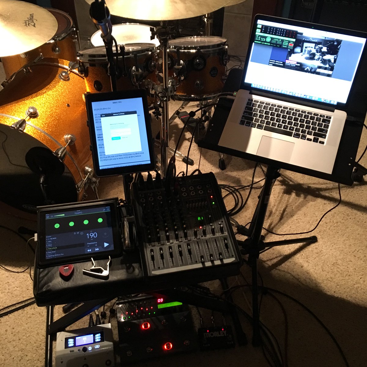 batter_hum's tweet photo. New practice/livestream setup. #tcelectronic #tchelicon #mackie #shure #onsong #obs #tempo #ipad #apple #hornetplugins https://t.co/56NMugAx0c