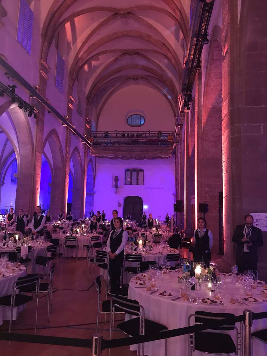 Trade dinner in St Maxime Kirche in Trier iav Koninklijk Paar en Minister <a href="/SigridKaag/">Sigrid Kaag</a> met 275 Nederlandse en Duitse bedrijven. #NLgery <a href="/MinBZ/">Ministerie van Buitenlandse Zaken</a>