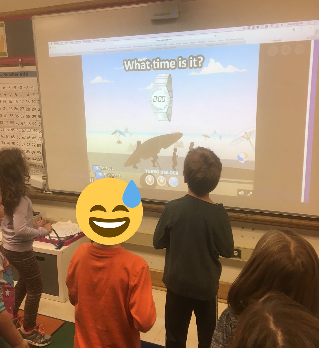 MrsMadsen05's tweet photo. When their first answer to “What time is it?” is “Showtime!”, my work here is done... #hamilclass #withoutmissingabeat #gonoodle #megamathmarathon https://t.co/y4OuAokZMa