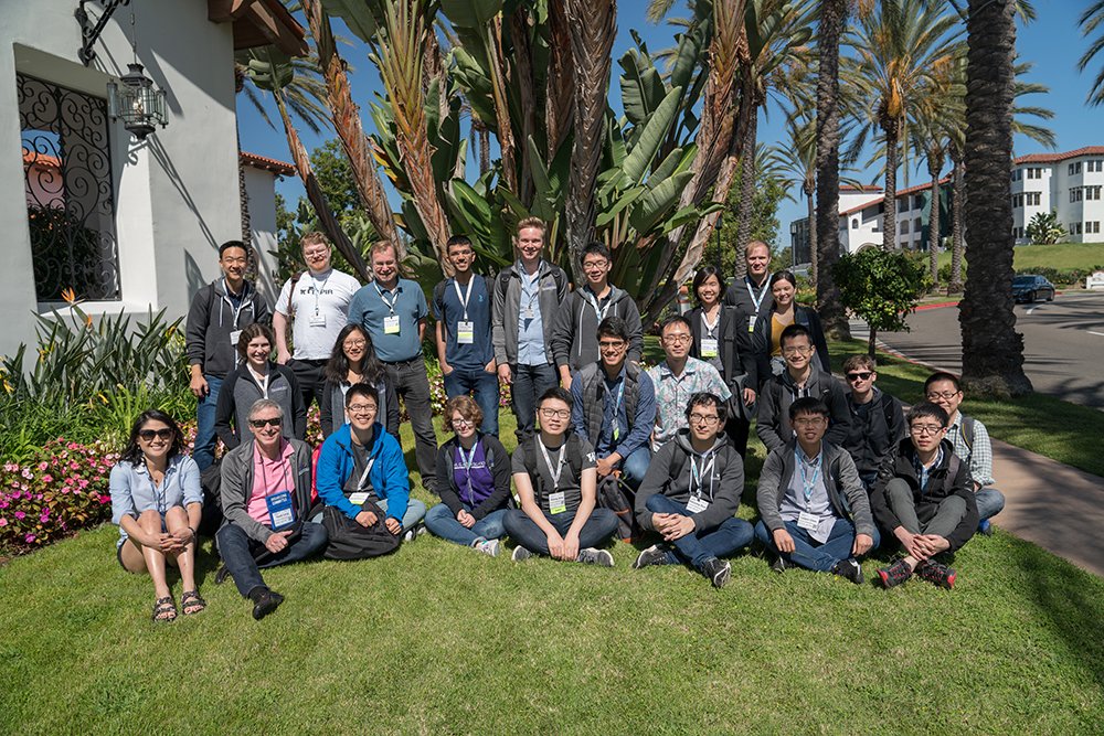 uwcse's tweet photo. Greetings from sunny California! Faculty and students in our @uwsyslab are all smiles at #OSDI2018 hosted by @usenix and @ACMSIGOPS. 😎 https://t.co/mwLx4l8R3j