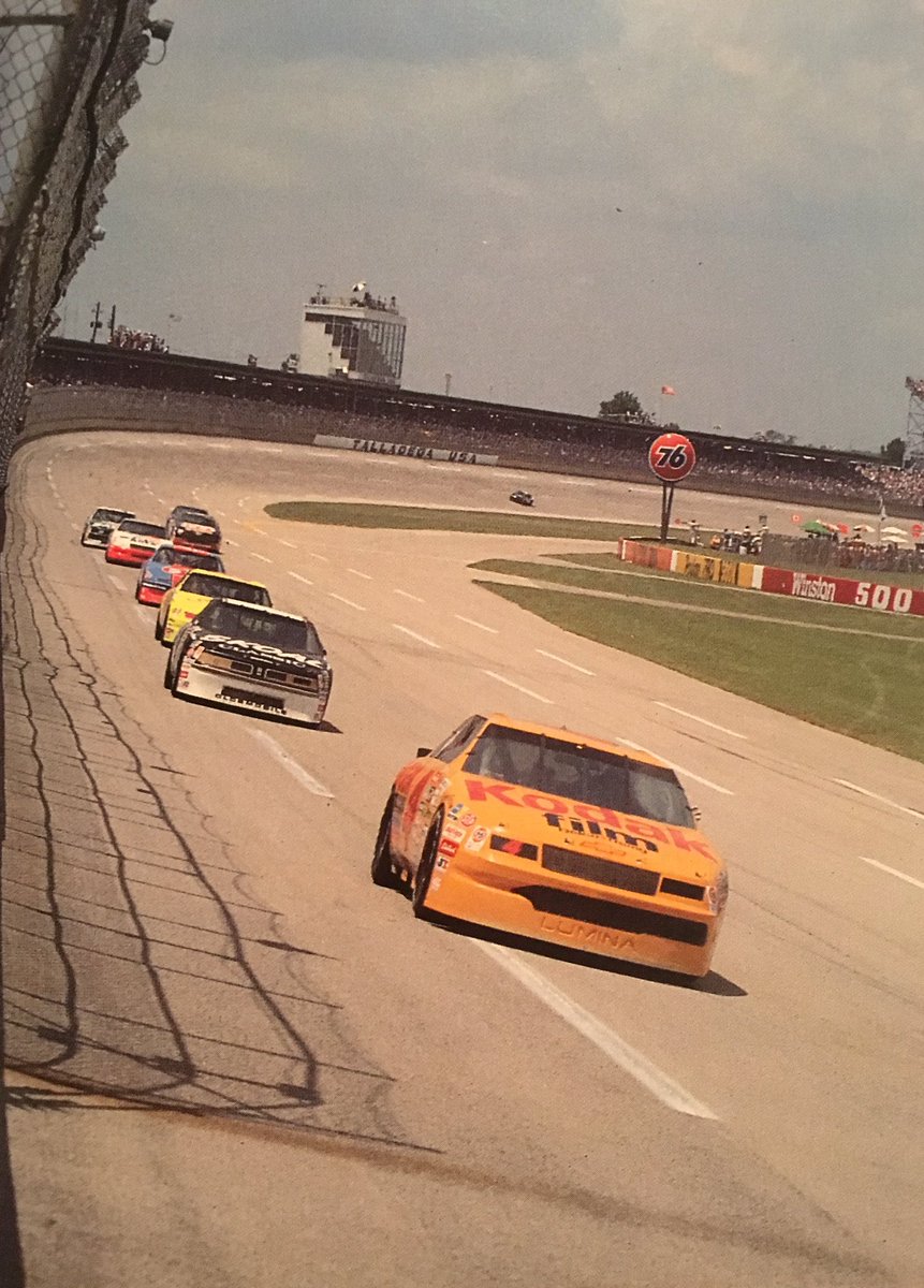 LilRedDave's tweet image. A picture perfect Kodak moment for Ernie Irvan who took his second plate track win of ‘92 at Talladega in the DieHard 500 🏁 #Swervin