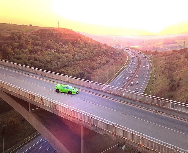 Martyn_Lewis's tweet image. Parked.
———————————
Good sunset this eve. 👍🏻
#lightIsRight #theLotus #theSunset ift.tt/2pMxKnL