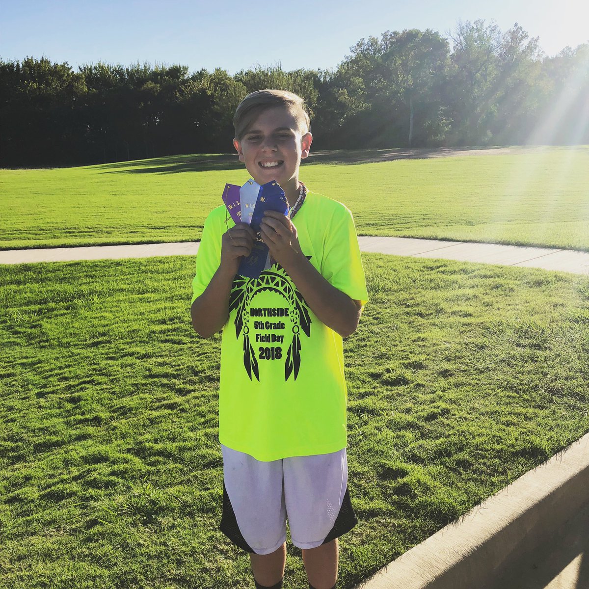 CatrinaReeves's tweet photo. Luke participated in WISD’s 5th grade field day. He came away with 1st in the softball throw and 100m dash! #luke #heamazesme #proudmama @hachienorthside https://t.co/EPrheCCHnk