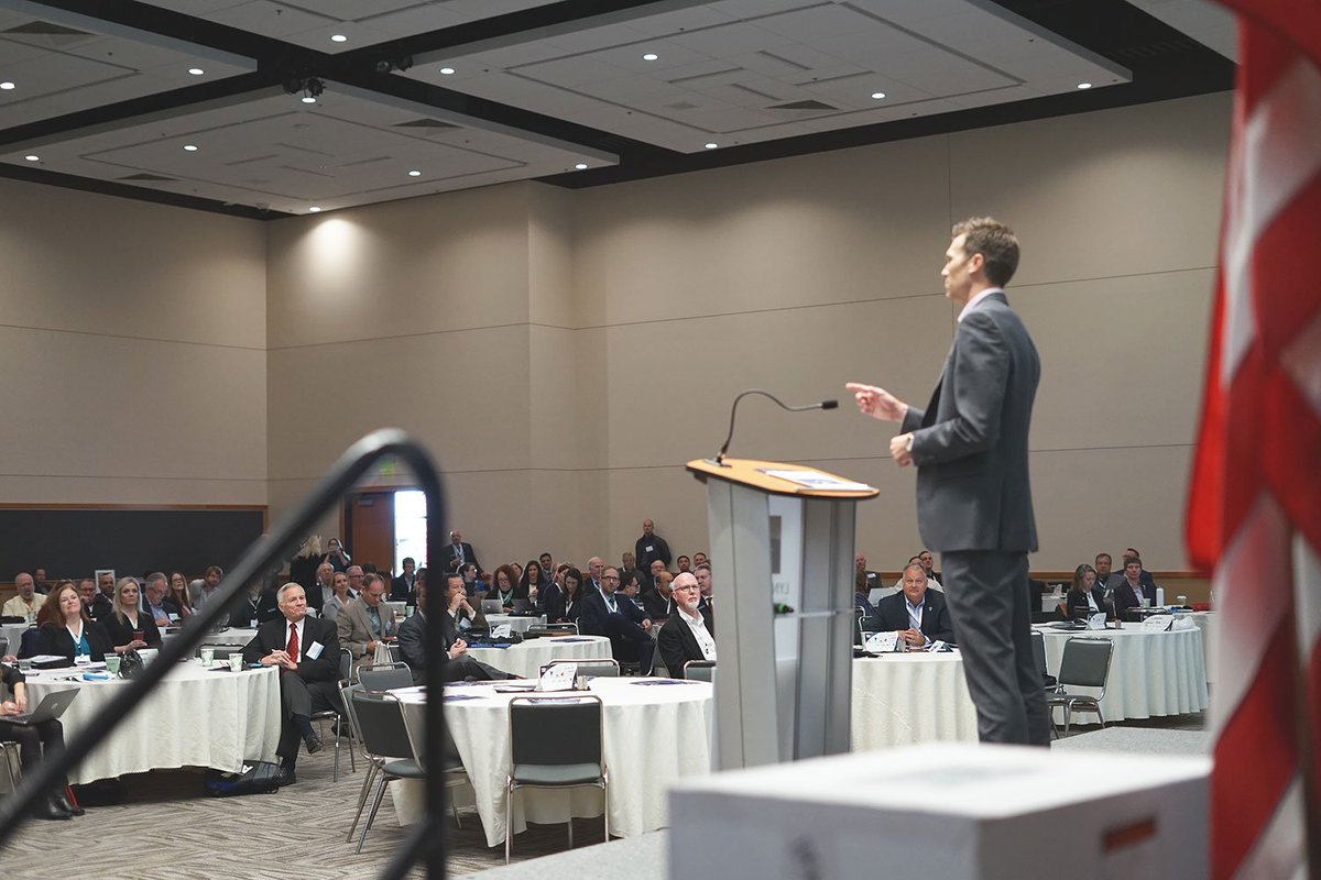 bmurphy_30's tweet photo. Thank you @AerospaceFuture for hosting me at the #AFASummit2018. What a great group of #Aerospace leaders! #ReachNewFrontiers https://t.co/F8sJewaQ0n