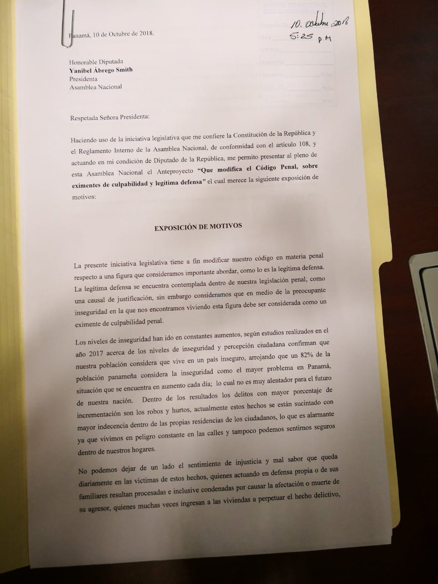 El H.D. <a href="/ARAUZRONY/">RONY ARAUZ</a> presentó ante el pleno legislativo el anteproyecto de Ley, que modifica el Código Penal, sobre eximentes de culpabilidad y legítima defensa.