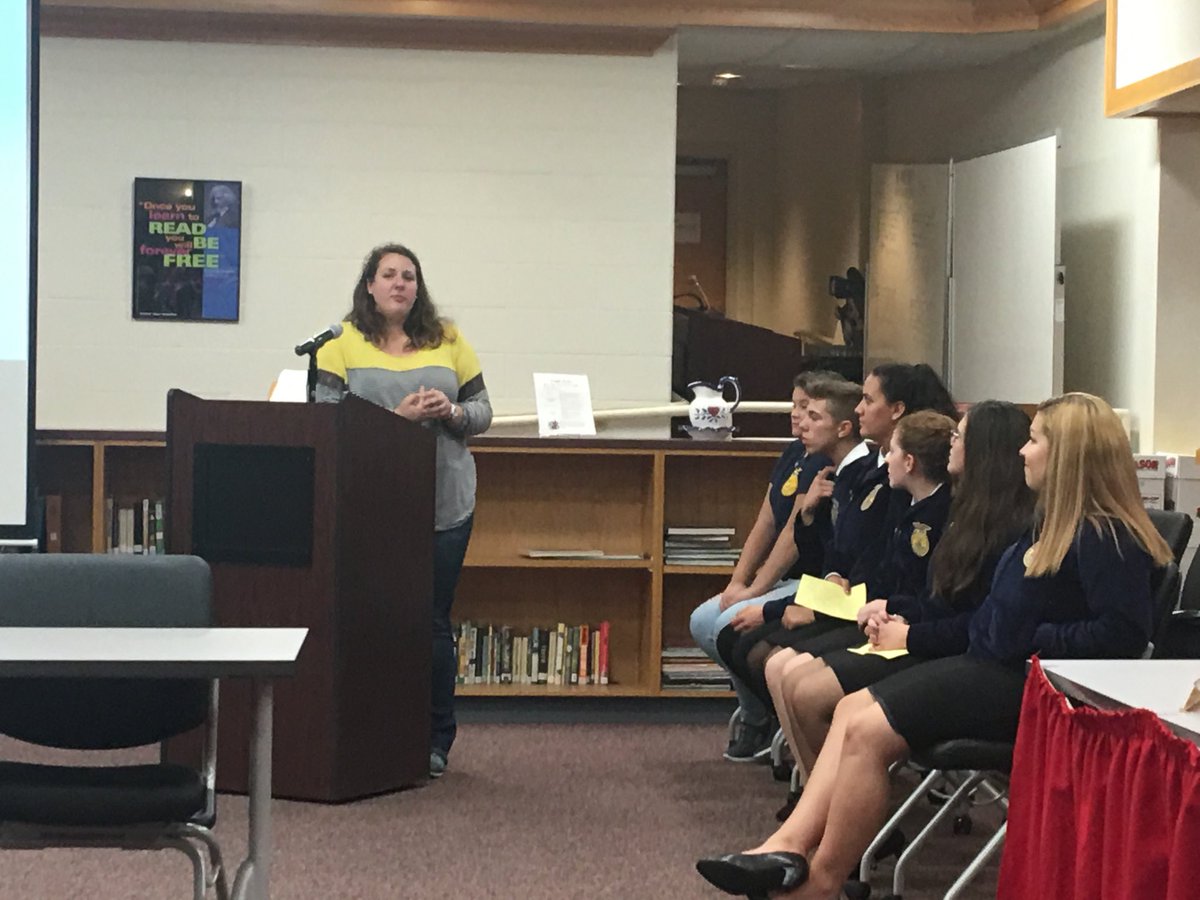 DanielWMannix1's tweet photo. The BCSD FFA/ Agriculture program presenting with class to the BoE. https://t.co/NLPdiXq3M7