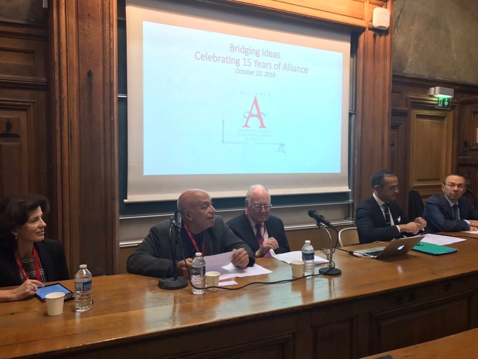 laurenceauer's tweet photo. Merci aux trois présidents de @sciencespo @Polytechnique @SorbonneParis1 d’avoir ouvert le symposium pour les 15 ans du programme #allianceprogram avec @Columbia. Le ministère a appuyé depuis l’origine ce programme transdiciplinaire avec un demi-million d’€. https://t.co/t5qlLq33du
