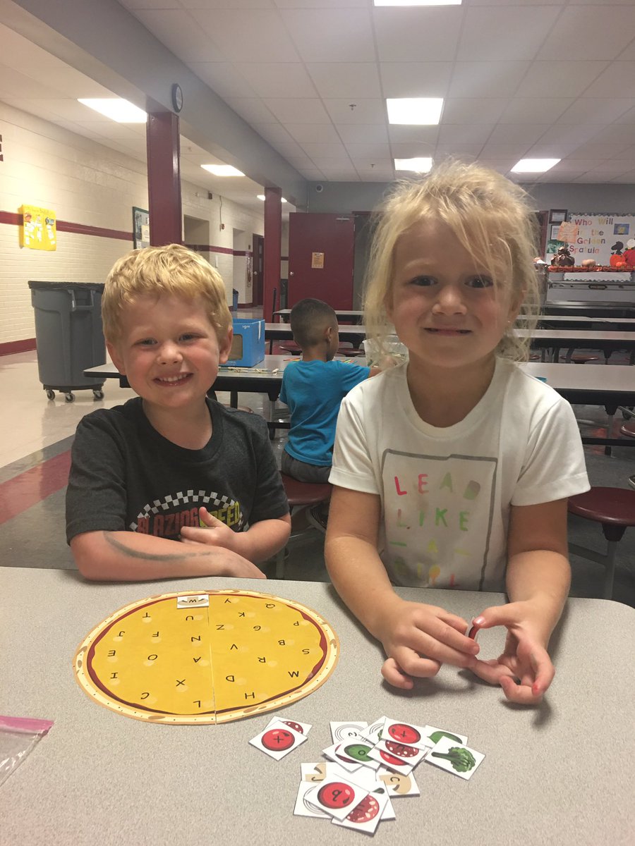 HC_ESP's tweet photo. ABC Pizza Matching #fallbreak18 https://t.co/my3hCMGmrw