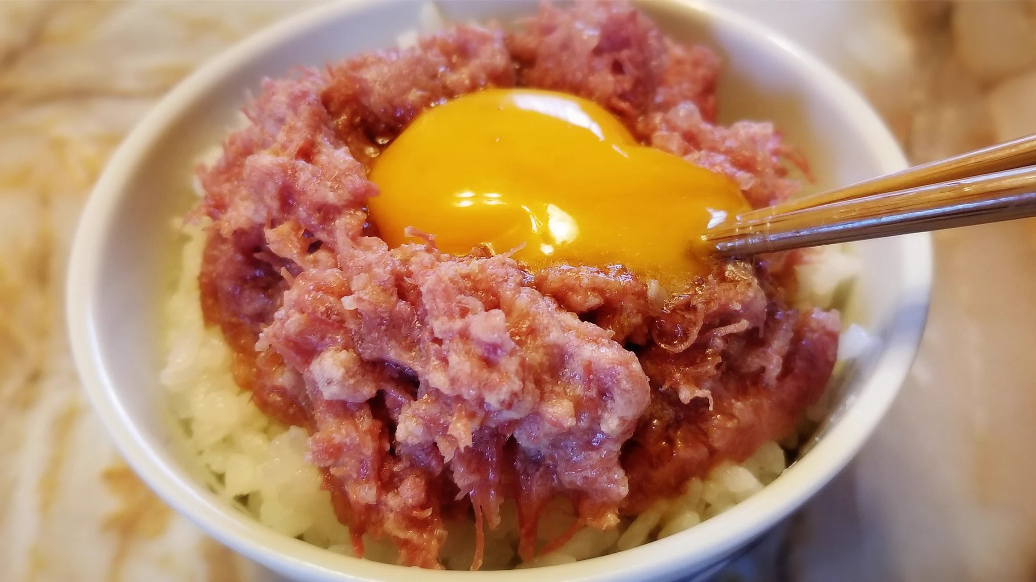 思わず声が出るほど美味らしいｗｗちょっとリッチな卵かけご飯はいかが？？たまごかけごはん専用コンビーフですって！！