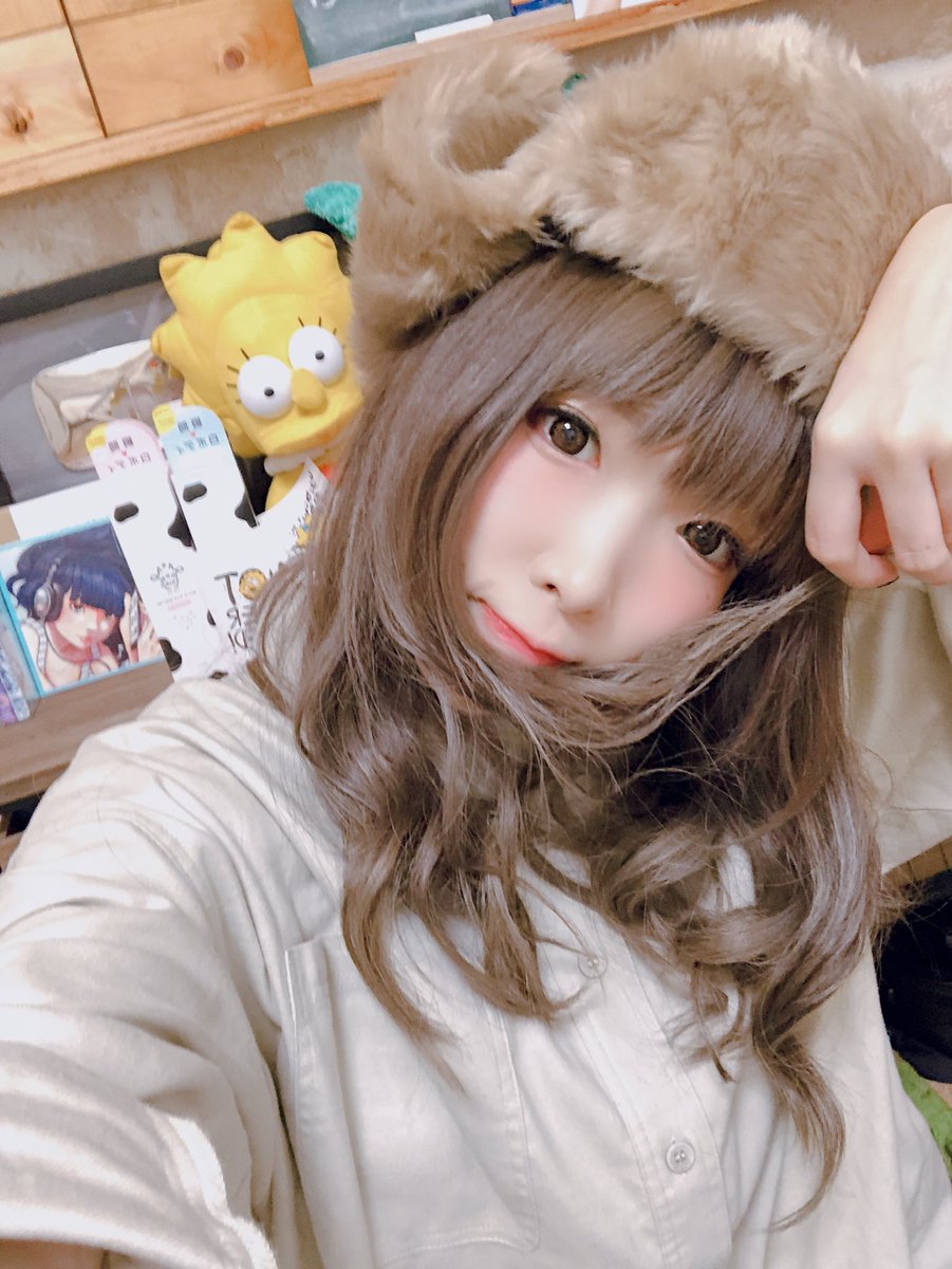 年々帽子のモコモコさがイカツくなってく👾👾