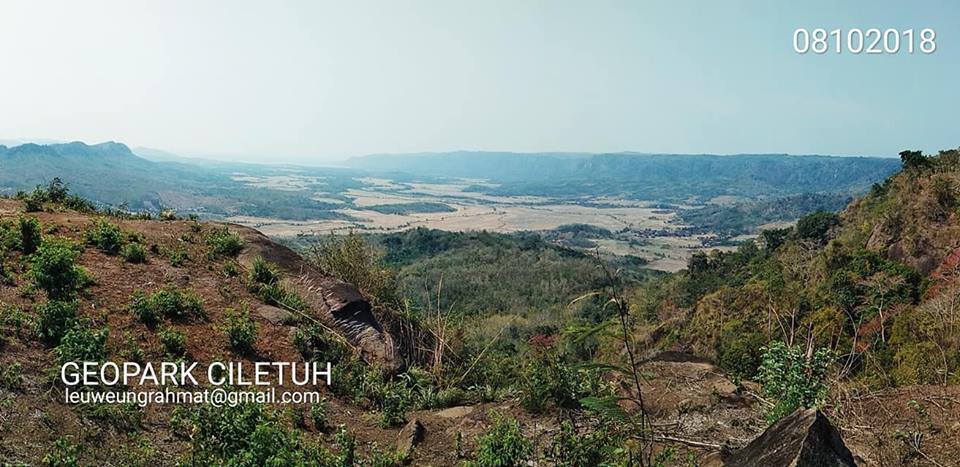 CILETUH sabadesa.id/2018/10/11/cil…