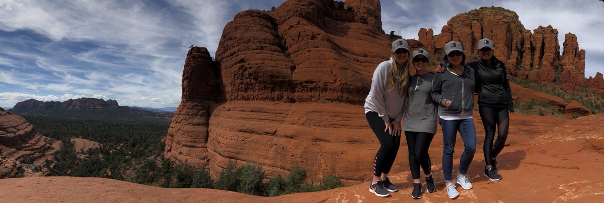 lorriebaldevia's tweet photo. Rocking our new @MFinancialGroup gear! #2018MM #teambuilding #sedona @AP_MCM_NW @AssuredPartners #insurance https://t.co/QF1OpTfsDv