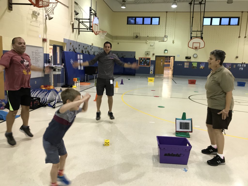 Lea_Jaspers's tweet photo. Enjoyed @SHAPEMaryland Elementary pd by @rich_wiles tonight. Lots of great MD PE teachers in attendance. My 5 year old told me he’s going to be a PE teacher when he grows up. #PEmovesMD https://t.co/UQZDlnReM3