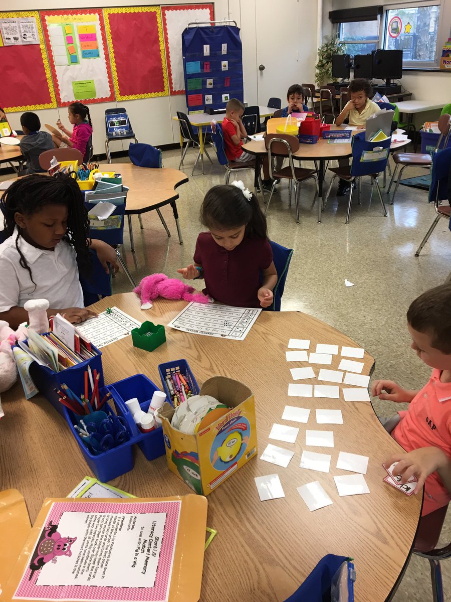 Decoding CVC words, writing words with blends, playing center games...oh my!!! We’re learning to do so much in 105! <a href="/BaltzBears/">Baltz Elementary School</a> #WeAreBaltz