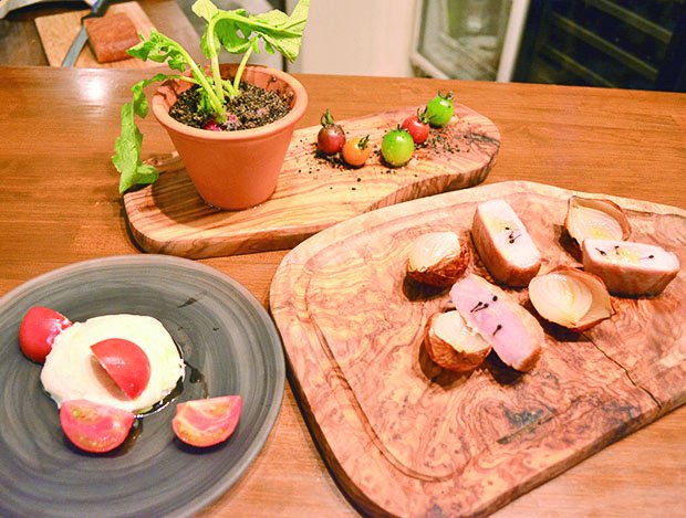 タウン情報もんみや 新朝プレス 新鮮な地元食材を使った本格イタリアンを気軽に 本場イタリアや北海道 東京などで修業を積んだ店主が腕を振るう 気軽なイタリアンレストラン T Co 8gptmbnhar もんみや もんみやプラス 栃木県 日光市 新店