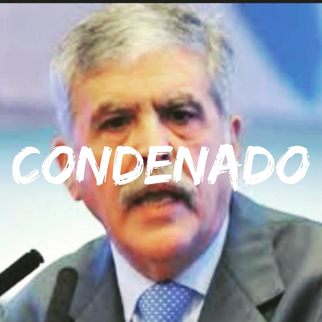 JRlapaz's tweet image. El ex ministro K #JulioDeVido fue condenado a 5 años y 8 meses de prisión e inhabilitación perpetua para ejercer cargos públicos.
Celebramos que se empiece hacer justicia, por las víctimas, por sus familiares y por el pueblo Argentino. 
#LaCorrupcionMata #TragediaDeOnce