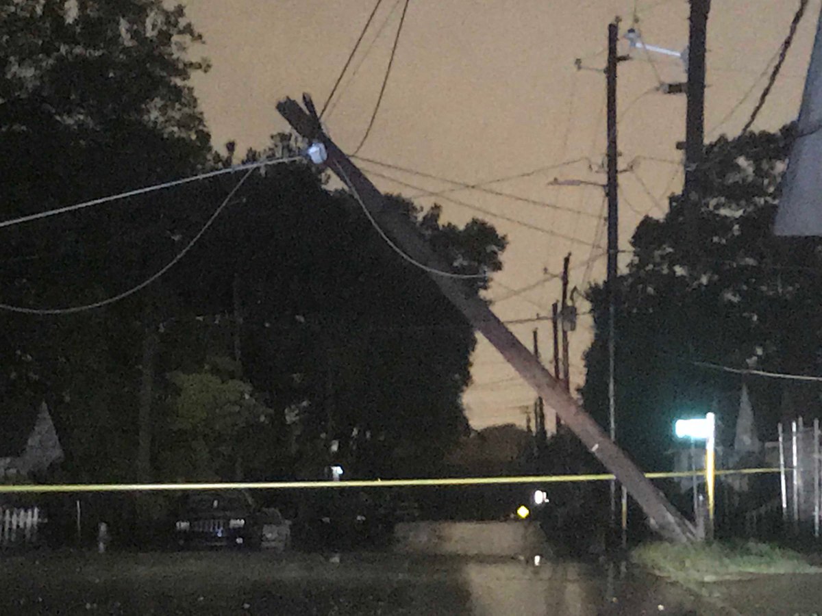 wsbtv's tweet photo. Heavy rains left this damage behind in Atlanta. This big tree was knocked down due to today's storm.

MINUTE-BY-MINUTE UPDATES: https://t.co/9ExORhB0sx #HurricaneMichael #StormWatchOn2 https://t.co/djvCyYuFGk