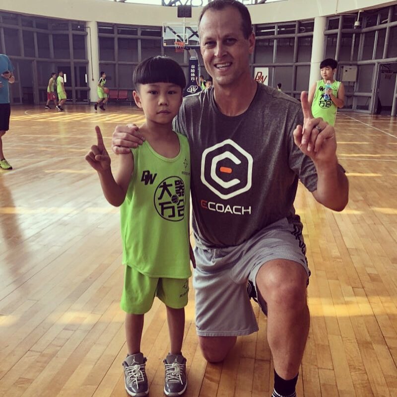 CameronMillz's tweet image. More of Collier conducting basketball camp in #China for @eCoach. Unfortunately they got the wrong Mills to teach shooting. My price was too high, I guess.