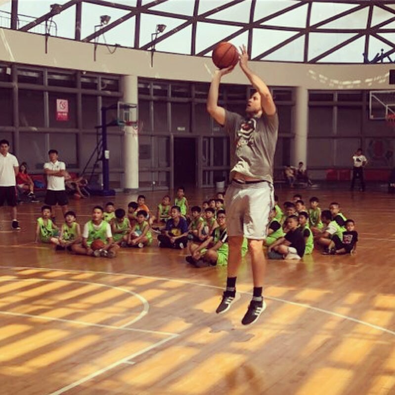 CameronMillz's tweet image. More of Collier conducting basketball camp in #China for @eCoach. Unfortunately they got the wrong Mills to teach shooting. My price was too high, I guess.