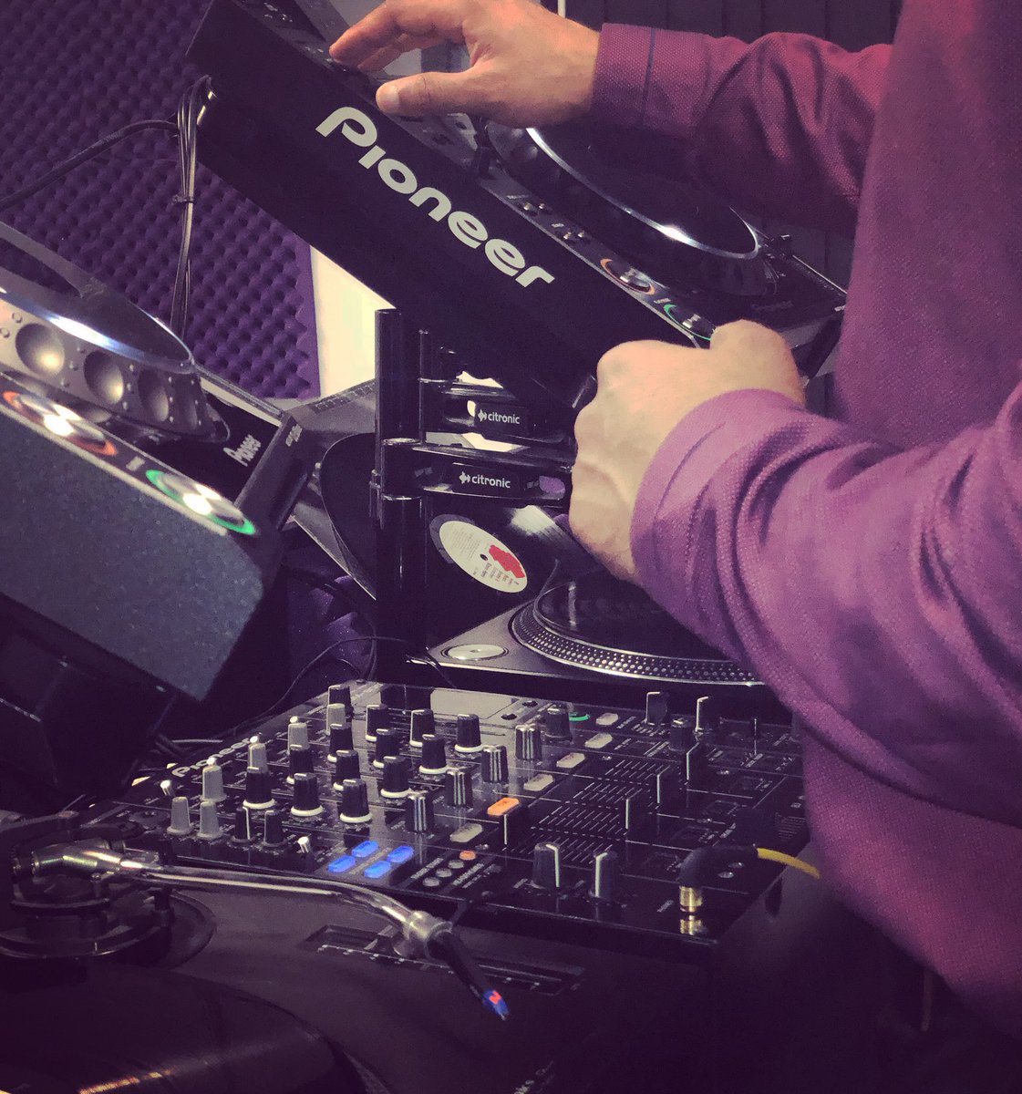 Melodiedj's tweet photo. #dj #djlessons #leeds #tuition #purple #coordination https://t.co/xS6PuMd1Fr