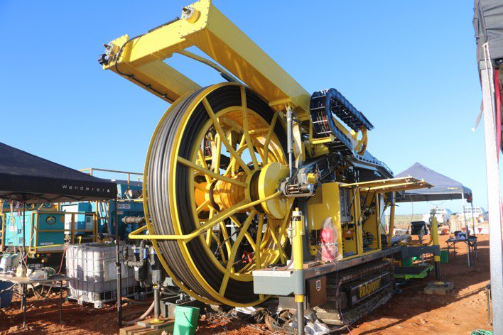 digSolutionsLLC's tweet image. Dig Solutions is a proud expert contributor to the development of ‘RoXplorer - Australia’s innovative Coiled Tubing Rig, presented by MinEx CRC’s Prof. David Giles at Chile Explore. #smallfootprint #roxplorer #golddiggers #innovation #digsolutions #researchanddevelopment