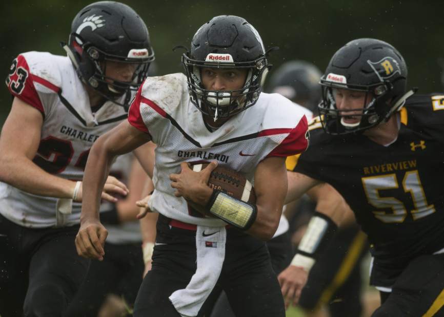 TribLiveHSSN's tweet photo. #WPIAL football players to watch in Week 7 #TribHSSN
@beaverfallspa @Clairtonschool @CharleroiCougar @sflionssports 

👀 https://t.co/xDKRtoNlgO 👀 https://t.co/Eqa4wlOoTV