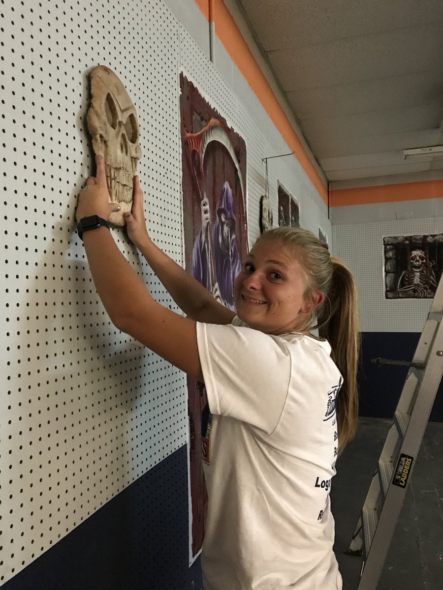 LRProjectGrad19 tweet media