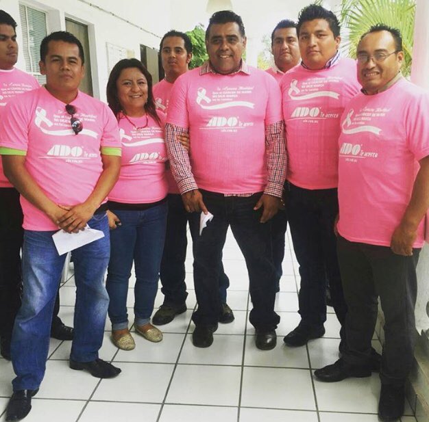 _YuliCortes's tweet photo. La vida está hecha de pequeños momentos compartidos con grandes personas. Grandes compañeros, grandes recuerdos.

Les deseo una excelente noche de miércoles amig@s. https://t.co/Cgr4UEL6E4
