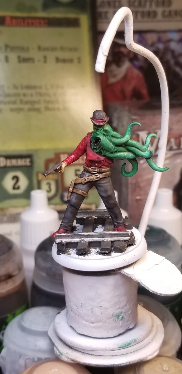 ArionBlackthorn's tweet photo. #wipwednesday #arionblackthorncreations #realchaoticgood #miniaturepainting #shadowsofbrimstone https://t.co/7KgHWgAnJs