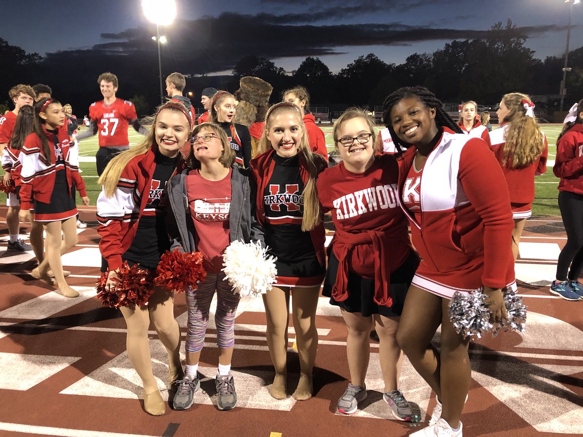 katiebekebrede's tweet photo. This event just warms my heart!  Well done Kirkwood!  Unified Night Lights #khsdance https://t.co/5zXtjbMrfm