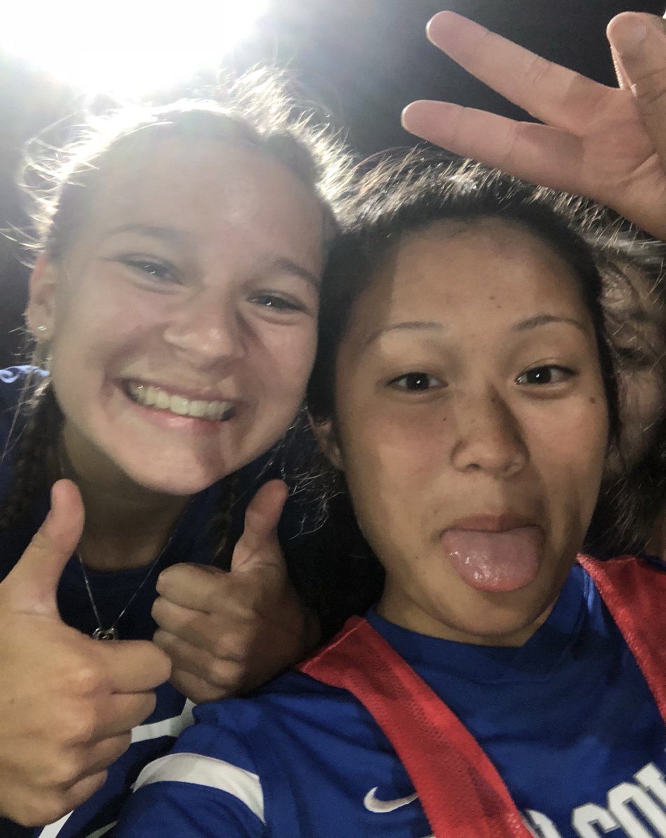 PCTWSoccer's tweet photo. Bounced back tonight with a 2-0 win over a strong LBC side. The BIG DOGS are psyched! LEGGO WILDCATS! 🐾💙⚽️ #PCTWSoc #goPCTwildcats #BigDogs https://t.co/11zMO2PezP