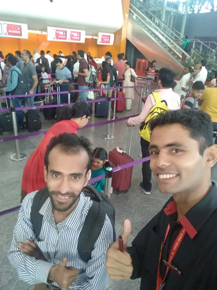 StratDecider's tweet photo. @AirAsiaSupport @tonyfernandes @BLRAirport  
fast check-in good service by Mr Ashish prabhu at able airport  #airasiaindia https://t.co/y3zdaxTsZz