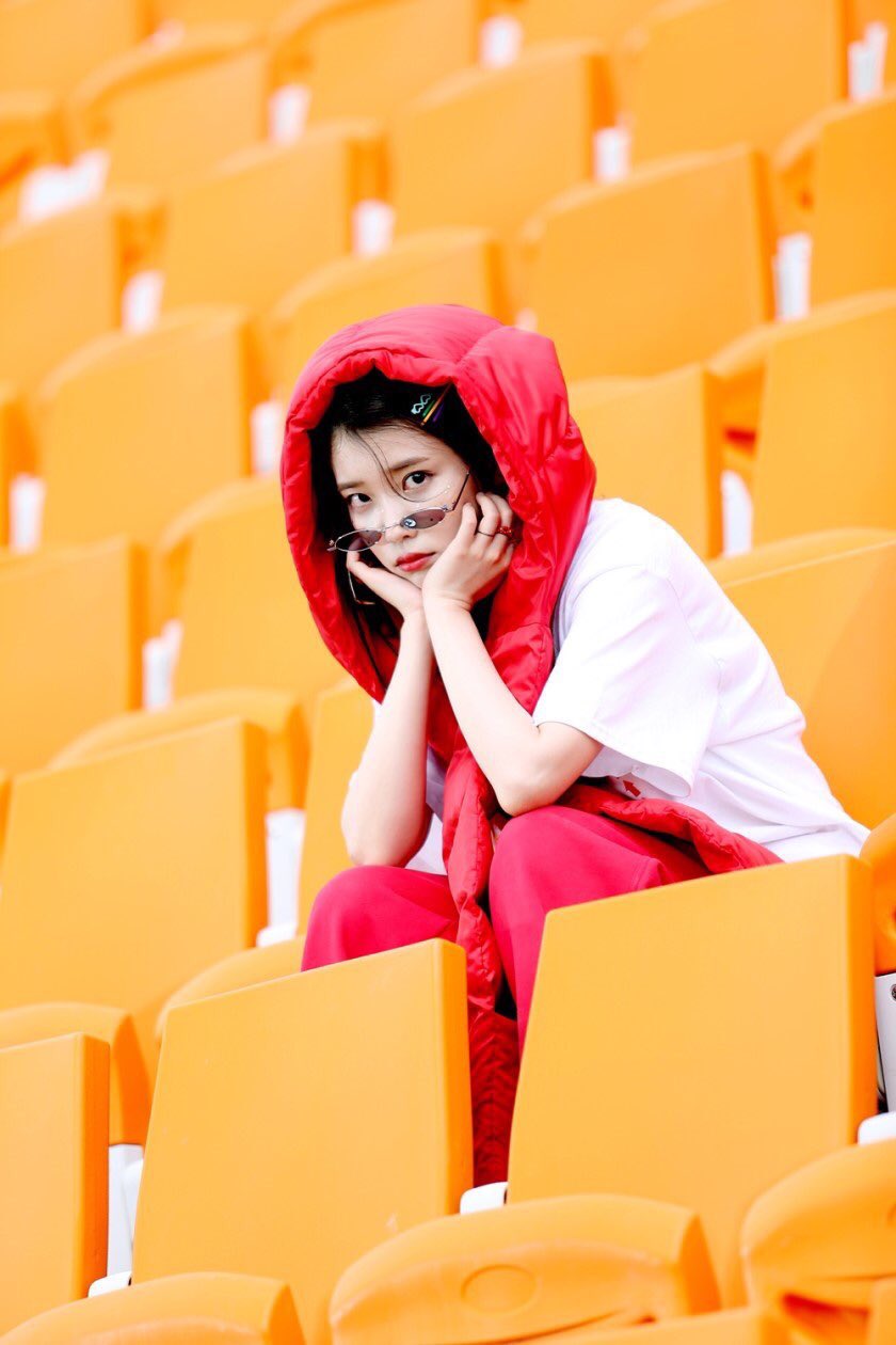 Team Update Behind The Scenes Photos From Iu S ibbi Mv Shoot T Co Sgvdwiljbx T Co Wzyq0g7gkw Twitter