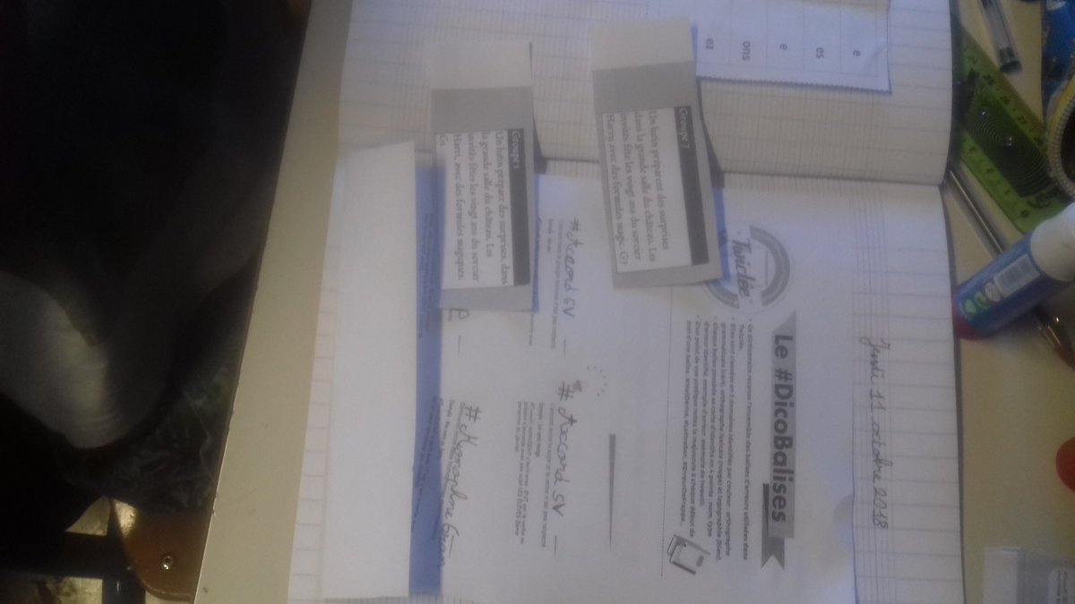 CE2_CM1BHoareau's tweet photo. On est en train de travailler avec le #dicobalises pour corriger les #twictées de la classe scribe @CE2CM1stade Alexis 😀. https://t.co/bLpWI6fWcX