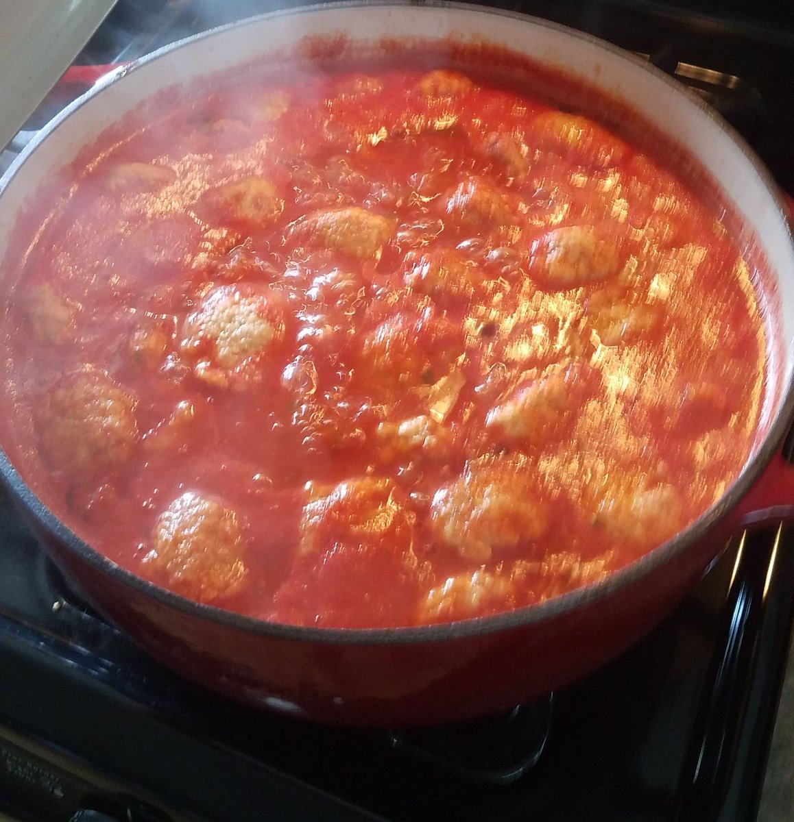 lickyourchops's tweet photo. Real Italian sauce is the best. https://t.co/mYkSp0OR0S