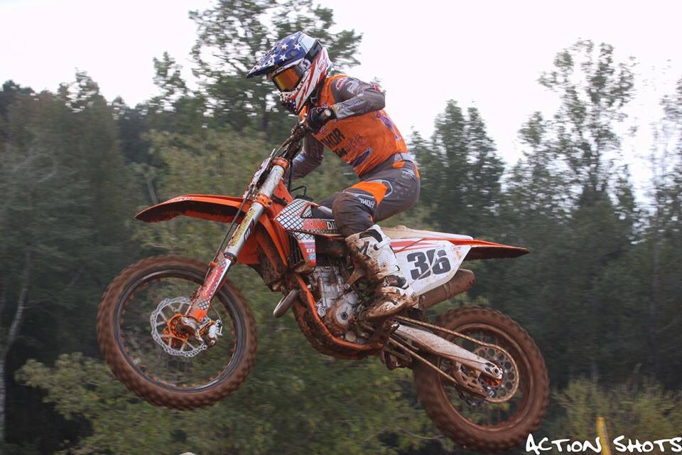 Race WMX tweet media