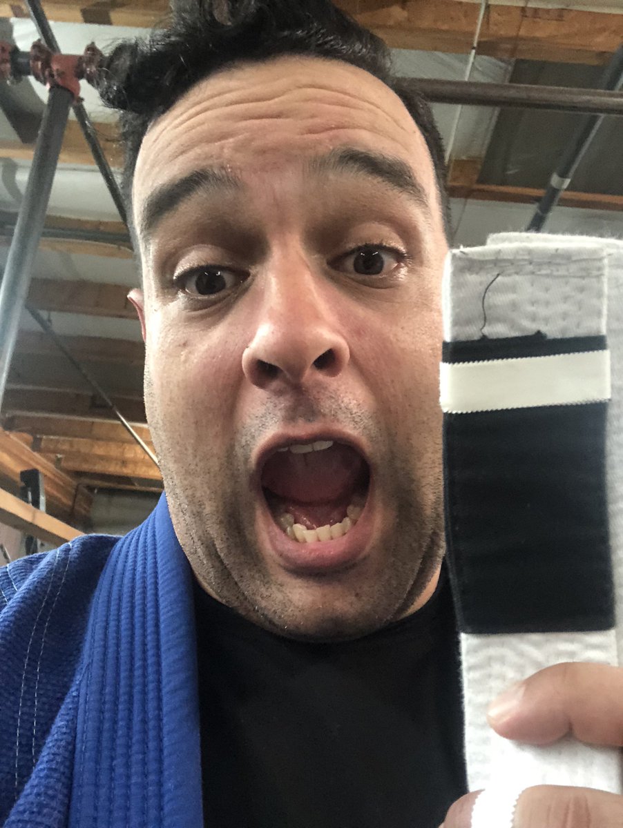 JRodriguez2180's tweet photo. WHAAAATTTT?!?!?!?! #FirstStripe #BJJ @hybridgymsbjj https://t.co/wVRTwz7yWx