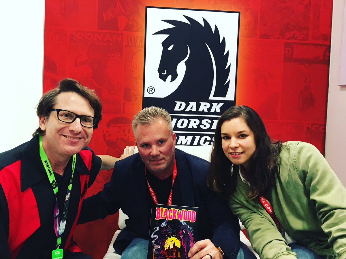 evaction's tweet photo. Talked horror, art and some behind the scenes details on @evandorkin @AndyTFish @itsveronicafish Blackwood comic at the @DarkHorseComics booth at @NY_Comic_Con #nycc #blackwood #evandorkin #andyfish #veronicafish #comic #darkhorsecomics https://t.co/lKJmgGx9yW