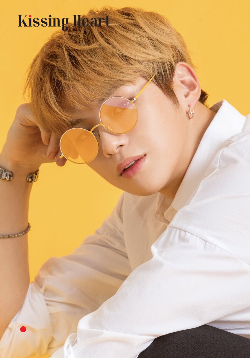 KSHT_official's tweet photo. Kissing Heart X Kang Daniel
2019 Kissing Heart Preview
#T-Page_C1_PINKMIRROR
โ
๋ฆฌ๋ฏธํฐ๋ ์๋์
์ ์ฐฉ์ ์ฆ์
HAPPY DANIEL DAY ํฌ๋ฏธํ
์๋ชจ๊ถ ์ฆ์
โ
ํค์ฑํํธ ๊ณต์ ํํ์ด์ง ๋ฐ ํค์ฑํํธ ์คํ๋ผ์ธ ํ๋งค์ฒ์์ ์ฌ์ ์์ฝ ๊ฐ๋ฅ
https://t.co/FO0Ia2Tdc6
โ https://t.co/2qO8juDtqB