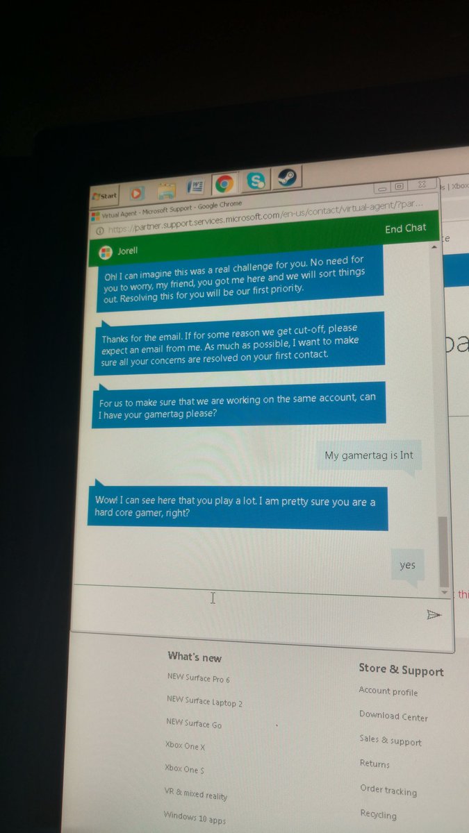 General_Intel's tweet image. An Xbox support staff unintentionally shit on me
