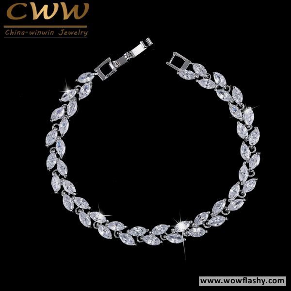 wowflashy_com's tweet photo. https://t.co/KAooR1rebA
trendy bracelet perfect for romantic night out. its silver plated, zircon crystal and distinct design make you feel outstanding. perfect to #gift your loved ones. https://t.co/Zpc7mpjEb5