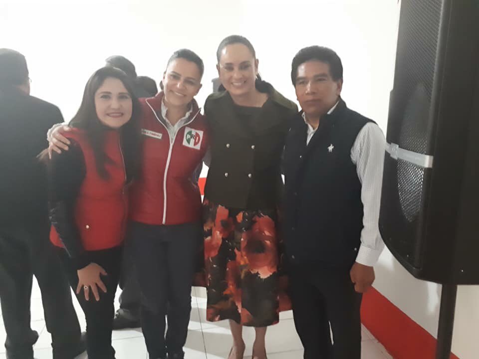 star__gz's tweet photo. El día de hoy tuve el gusto de saludar a mis amigos y compañeros priístas en la presentación del Ing. Ismael Ordoñez @PRIToluca2018 ¡Enhorabuena! 
 #SomosPRI #PRIToluca #ElMejorEquipo https://t.co/bleNIsLqVa